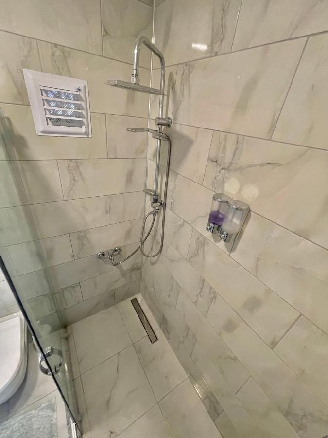 Airport Guest House دالامان المظهر الخارجي الصورة